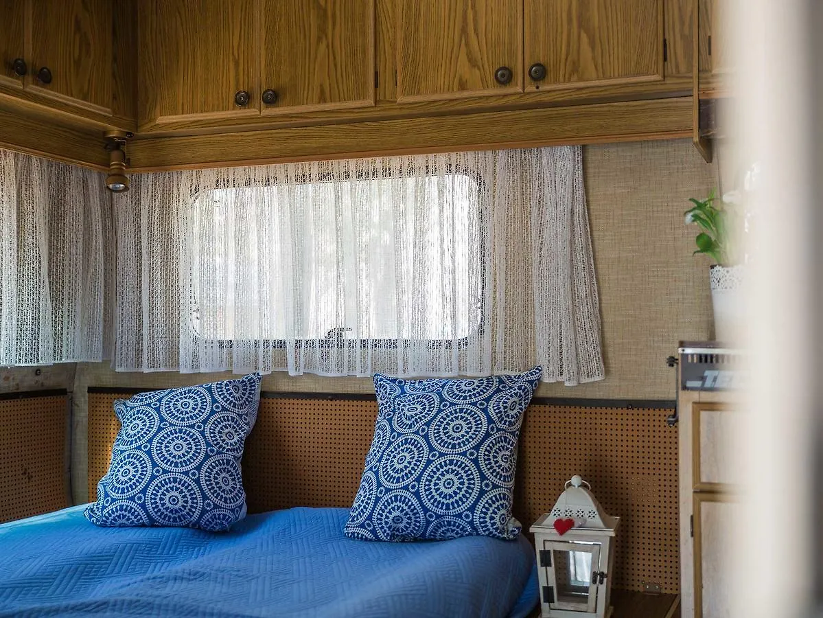 Camping Cala D'Ostia 풀라 캠프장