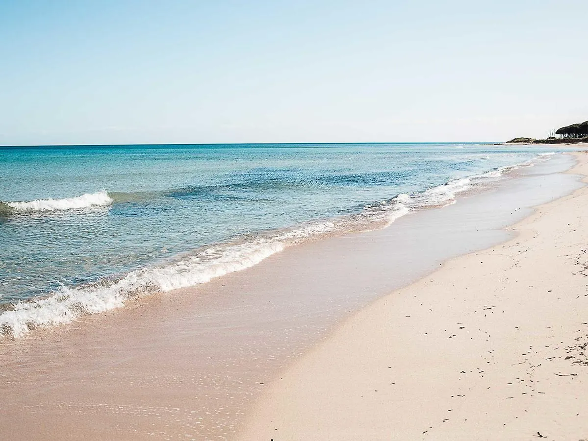 Camping Cala D'Ostia 풀라